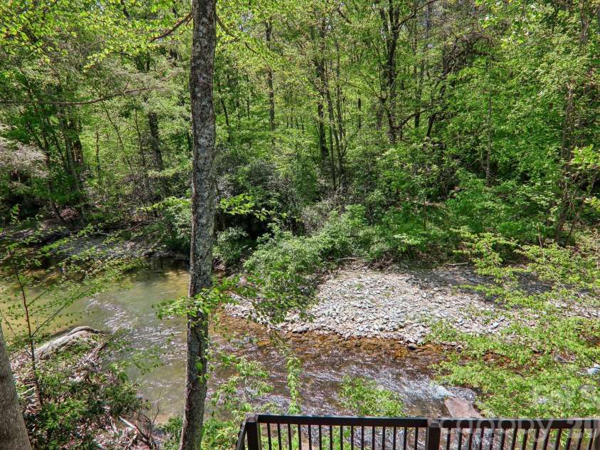 12 Indian Trace Road, Maggie Valley, NC 28751.  MLS# CAR4375267, YatesRealty ID 28332. 