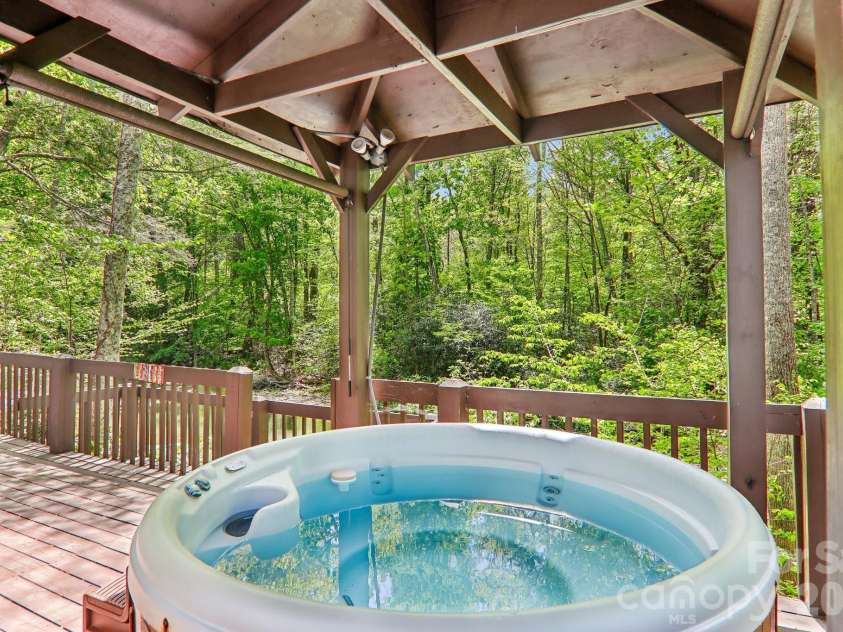 12 Indian Trace Road, Maggie Valley, NC 28751.  MLS# CAR4375267, YatesRealty ID 28332. 