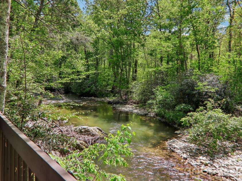 12 Indian Trace Road, Maggie Valley, NC 28751.  MLS# CAR4375267, YatesRealty ID 28332. 