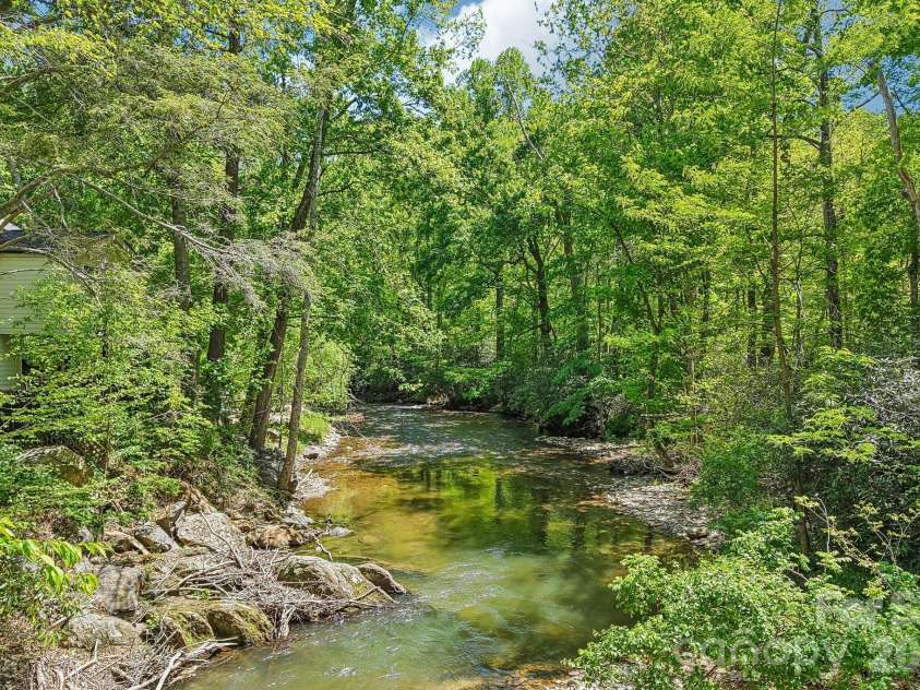 12 Indian Trace Road, Maggie Valley, NC 28751.  MLS# CAR4375267, YatesRealty ID 28332. 