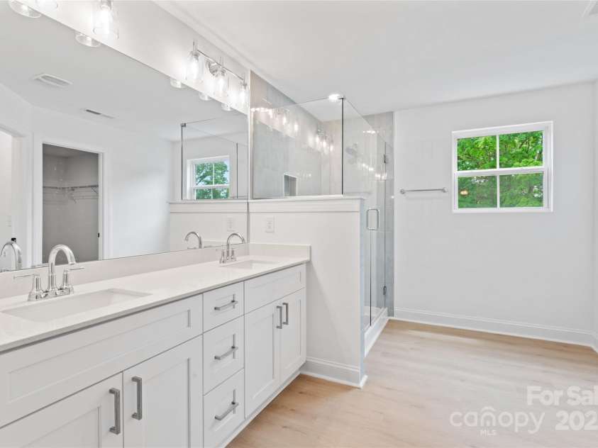 209 Henderson Circle, Harrisburg, NC 28075.  MLS# CAR4284790, YatesRealty ID 28332. 