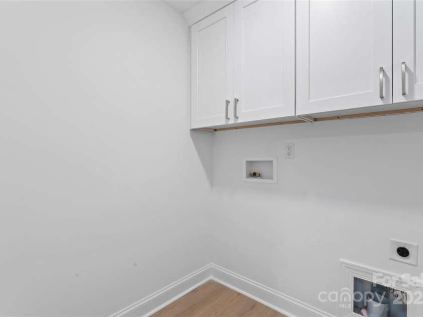 209 Henderson Circle, Harrisburg, NC 28075.  MLS# CAR4284790, YatesRealty ID 28332. 