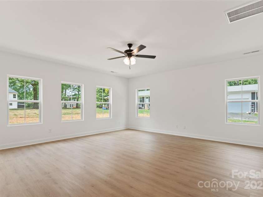 337 Henderson Circle, Harrisburg, NC 28075.  MLS# CAR4284797, YatesRealty ID 28333. 