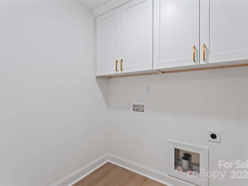 337 Henderson Circle, Harrisburg, NC 28075.  MLS# CAR4284797, YatesRealty ID 28333. 