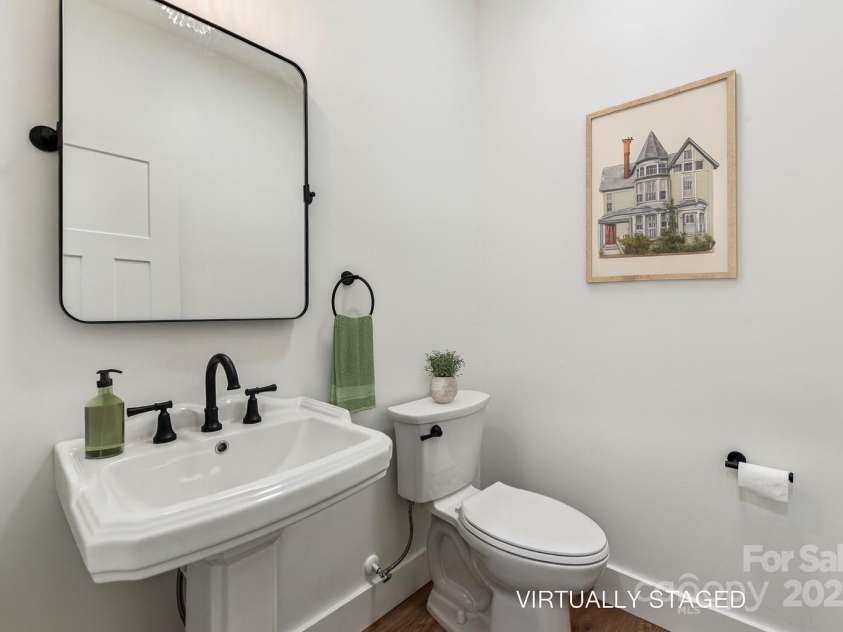 1008 Main Street, Salisbury, NC 28144.  MLS# CAR4284682, YatesRealty ID 28335. 