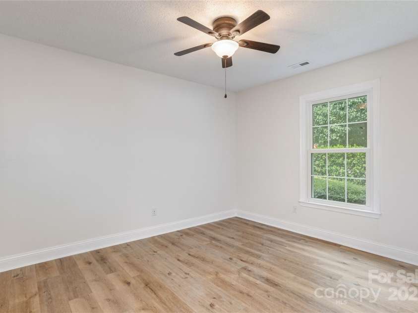 802 Woodlark Court, Fletcher, NC 28732.  MLS# CAR4274029, YatesRealty ID 28336. Bedroom 3