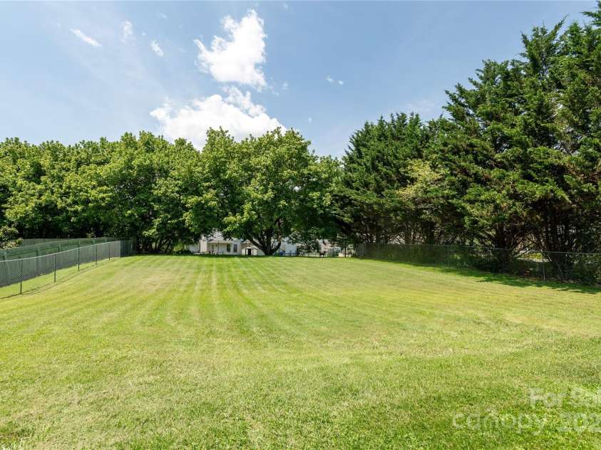 802 Woodlark Court, Fletcher, NC 28732.  MLS# CAR4274029, YatesRealty ID 28336. Imagine the possibilities