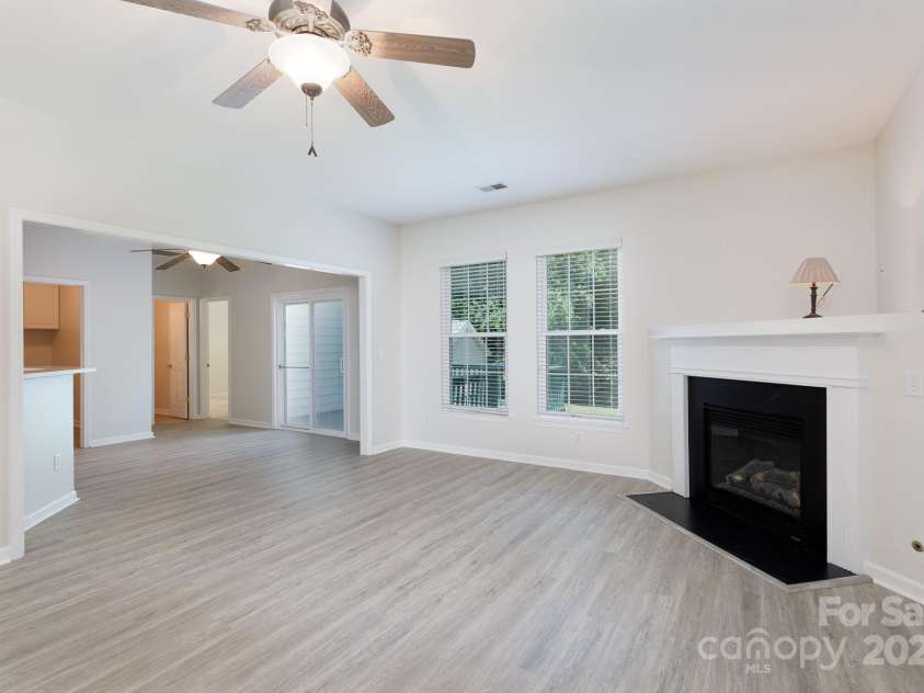 1540 Coatsworth Lane, Rock Hill, SC 29732.  MLS# CAR4274155, YatesRealty ID 28337. 