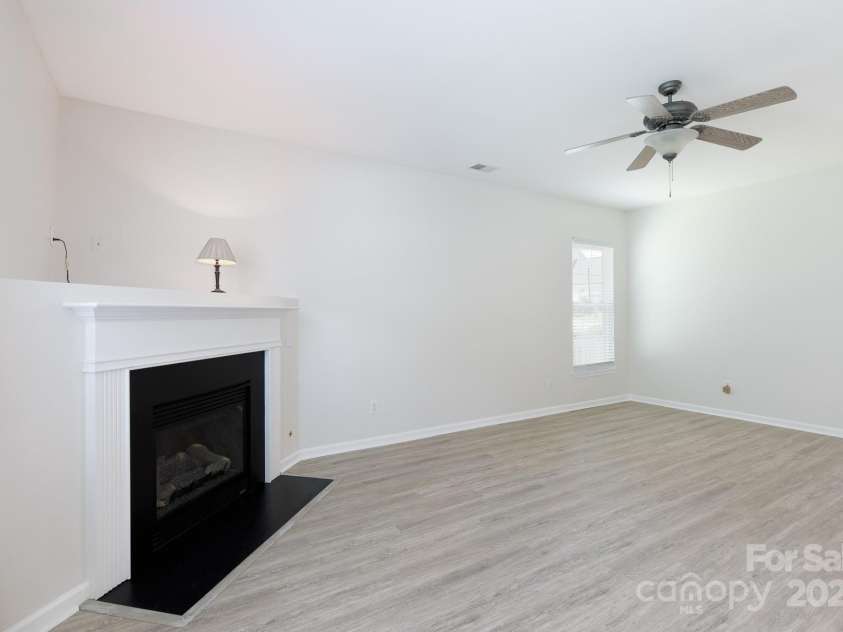 1540 Coatsworth Lane, Rock Hill, SC 29732.  MLS# CAR4274155, YatesRealty ID 28337. 