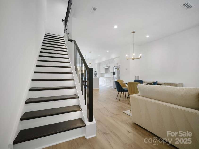 2530 Park Rose Lane, Charlotte, NC 28204.  MLS# CAR4214726, YatesRealty ID 28338. Stairwell