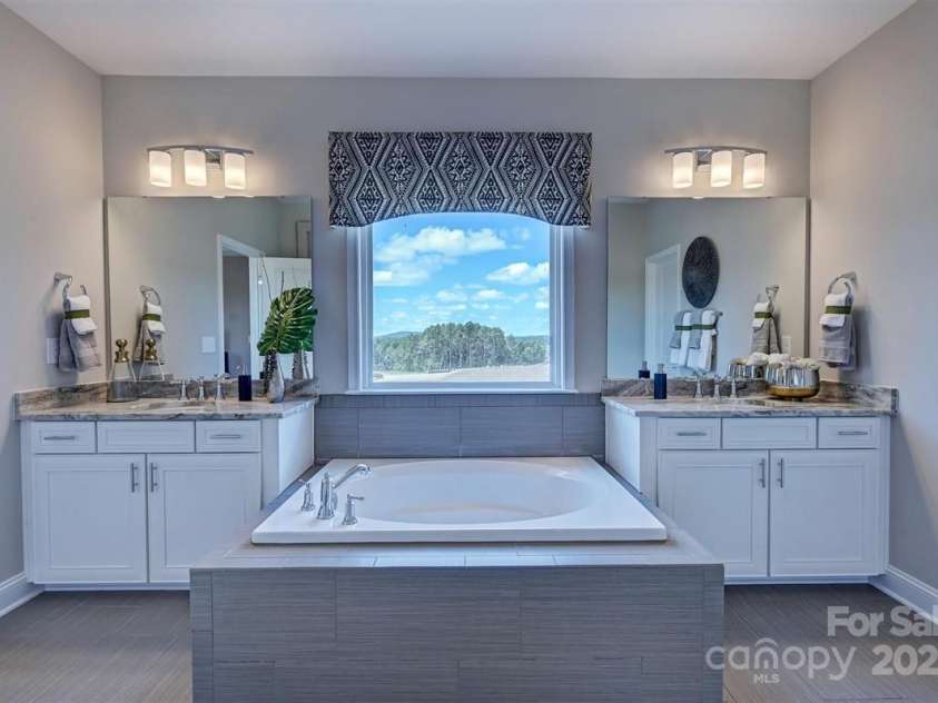 173 Glenn Drive, Mooresville, NC 28115.  MLS# CAR4226103, YatesRealty ID 28339. REPRESENTATIVE PHOTO
