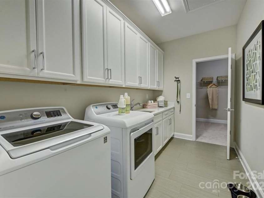 173 Glenn Drive, Mooresville, NC 28115.  MLS# CAR4226103, YatesRealty ID 28339. REPRESENTATIVE PHOTO