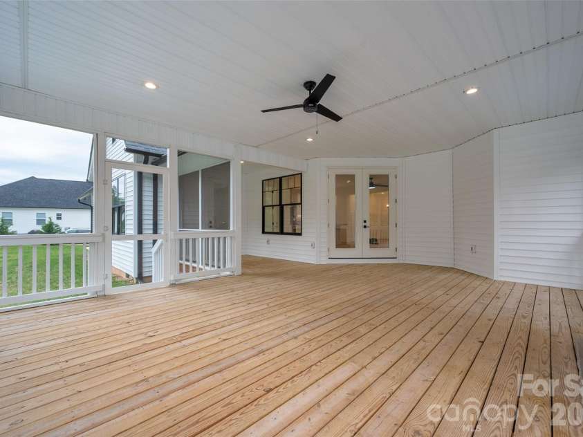 5072 Star Magnolia Court, Clover, SC 29710.  MLS# CAR4390024, YatesRealty ID 28339. 