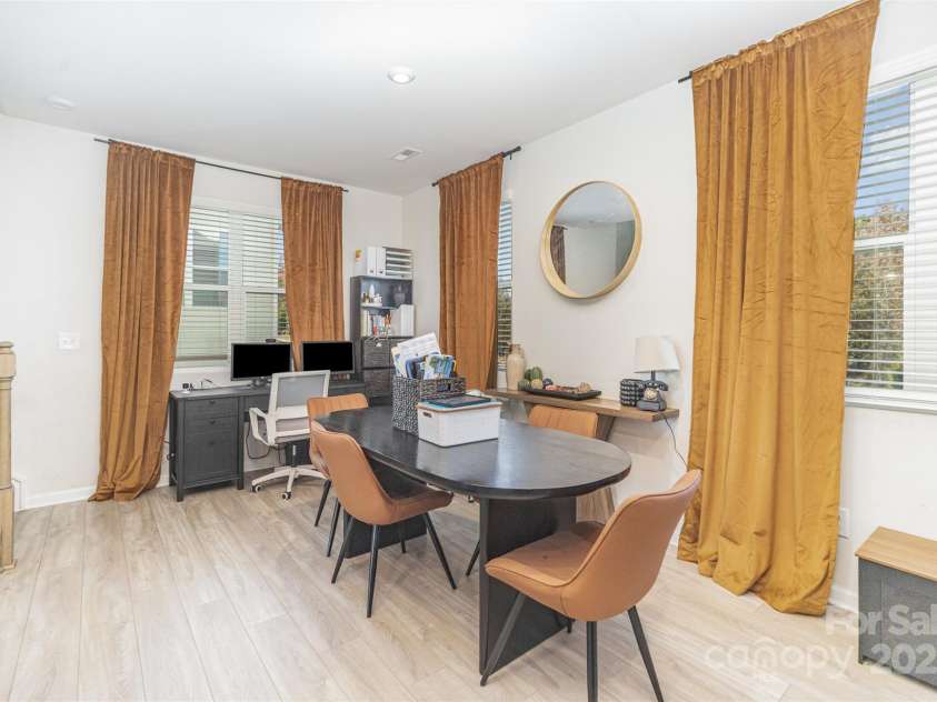 1132 Keydet Drive, Charlotte, NC 28216.  MLS# CAR4321794, YatesRealty ID 2834. Dining Area