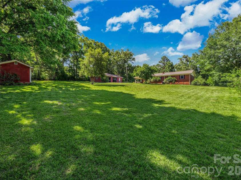 7061 Nc 200 Highway, Midland, NC 28107.  MLS# CAR4389091, YatesRealty ID 28340. 