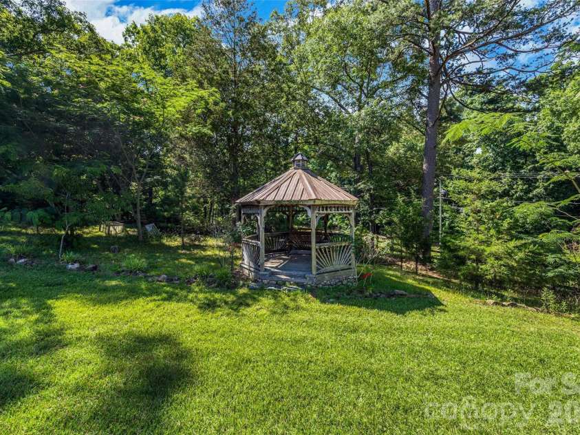 7061 Nc 200 Highway, Midland, NC 28107.  MLS# CAR4389091, YatesRealty ID 28340. 