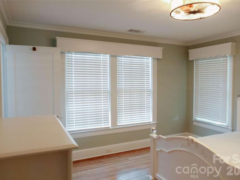 135 Beech Street, Concord, NC 28025.  MLS# CAR4390447, YatesRealty ID 28341. 