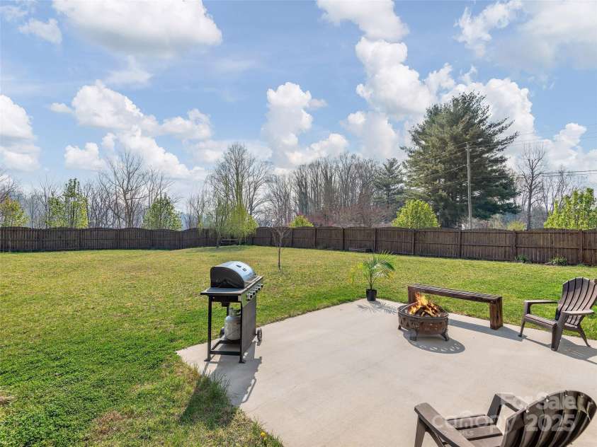 3 Henbit Way, Arden, NC 28704.  MLS# CAR4241076, YatesRealty ID 28341. 