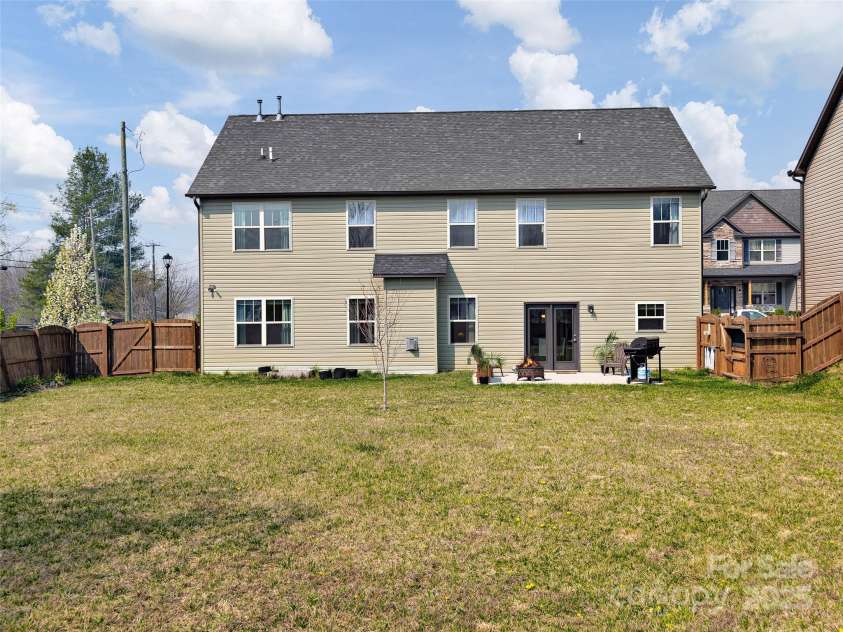 3 Henbit Way, Arden, NC 28704.  MLS# CAR4241076, YatesRealty ID 28341. 