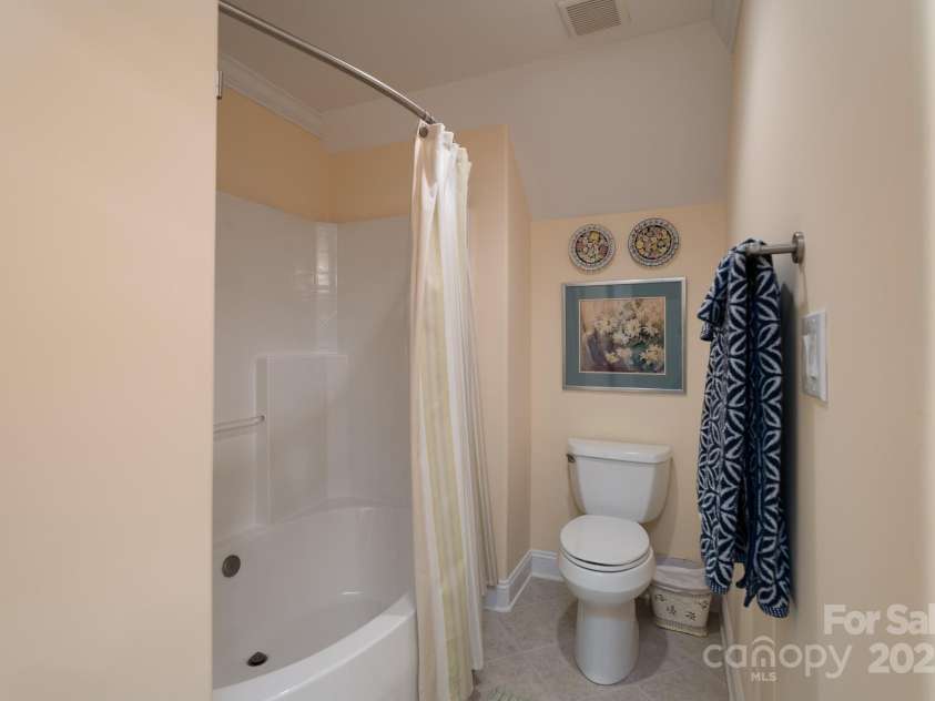 104 Hallmark Crossing, Rock Hill, SC 29732.  MLS# CAR4243961, YatesRealty ID 28343. Bath 2 (second level)