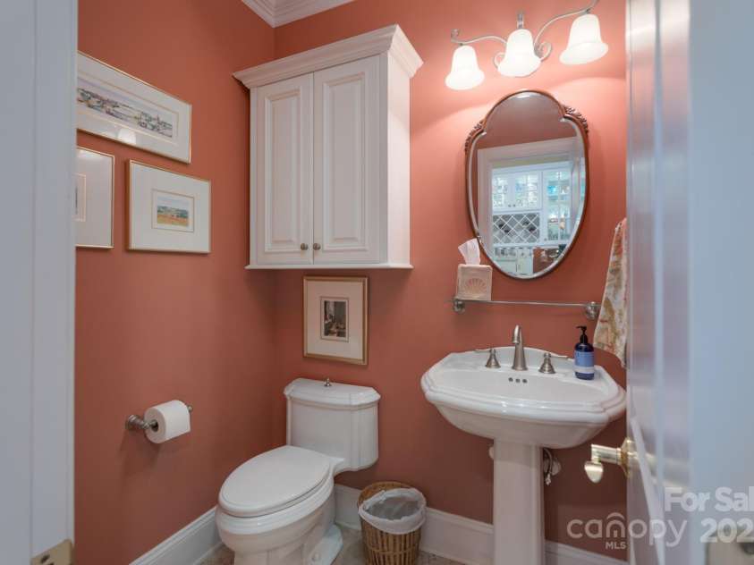 104 Hallmark Crossing, Rock Hill, SC 29732.  MLS# CAR4243961, YatesRealty ID 28343. Powder Room