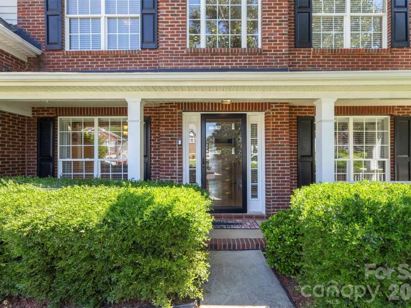 11444 Mangla Drive, Charlotte, NC 28214.  MLS# CAR4374811, YatesRealty ID 28343. 