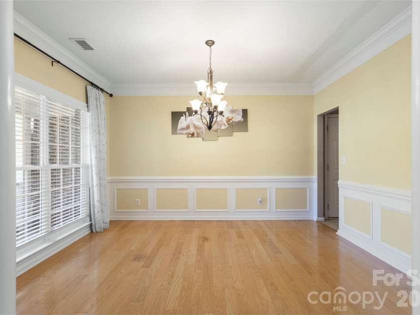 11444 Mangla Drive, Charlotte, NC 28214.  MLS# CAR4374811, YatesRealty ID 28343. 