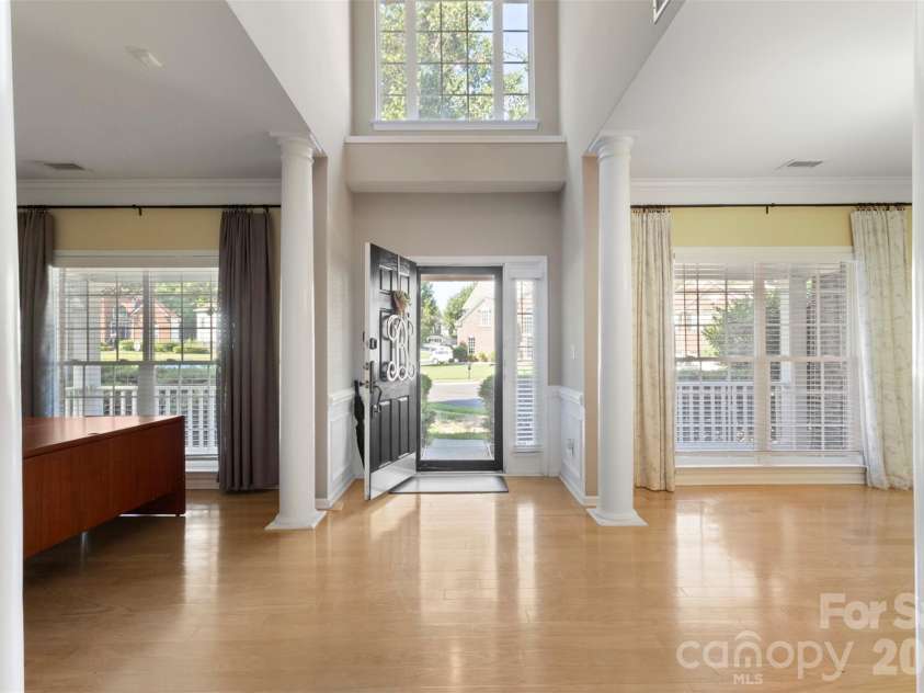 11444 Mangla Drive, Charlotte, NC 28214.  MLS# CAR4374811, YatesRealty ID 28343. 