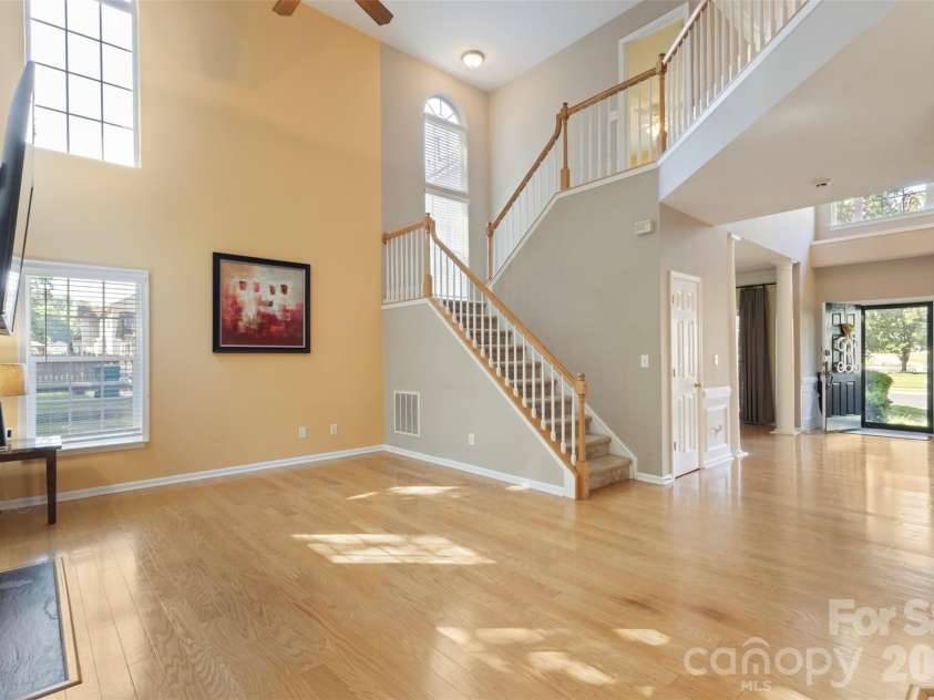 11444 Mangla Drive, Charlotte, NC 28214.  MLS# CAR4374811, YatesRealty ID 28343. 