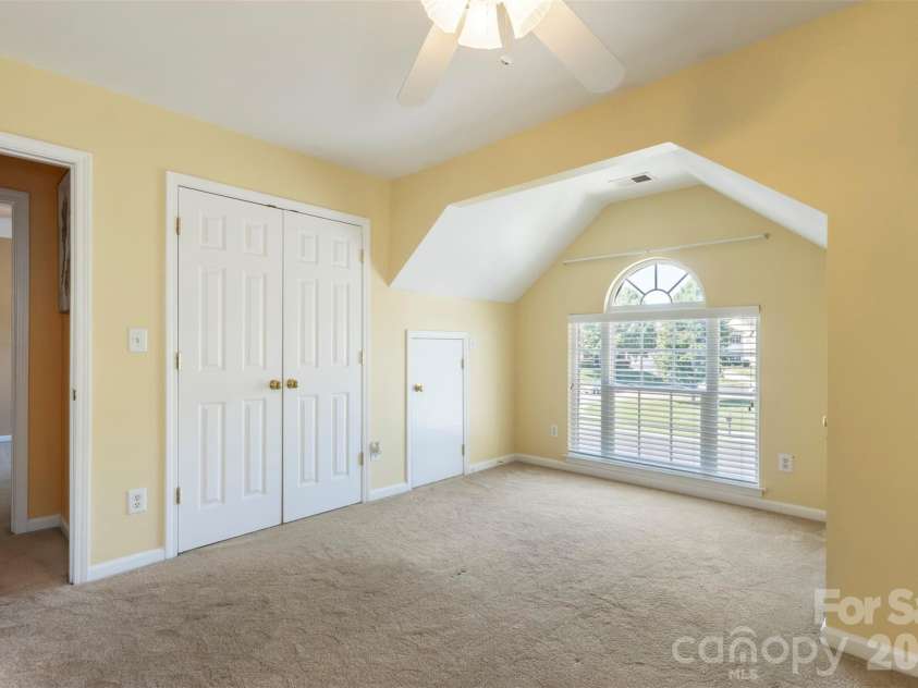 11444 Mangla Drive, Charlotte, NC 28214.  MLS# CAR4374811, YatesRealty ID 28343. 
