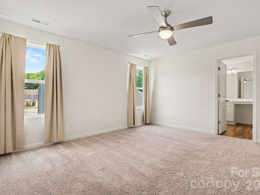 15 Hidden Glen Court, Angier, NC 27501.  MLS# CAR4387333, YatesRealty ID 28344. 