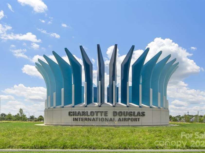 5224 McCallum Meadows Drive, Charlotte, NC 28216.  MLS# CAR4250814, YatesRealty ID 28344. Area Photo - CLTY Airport