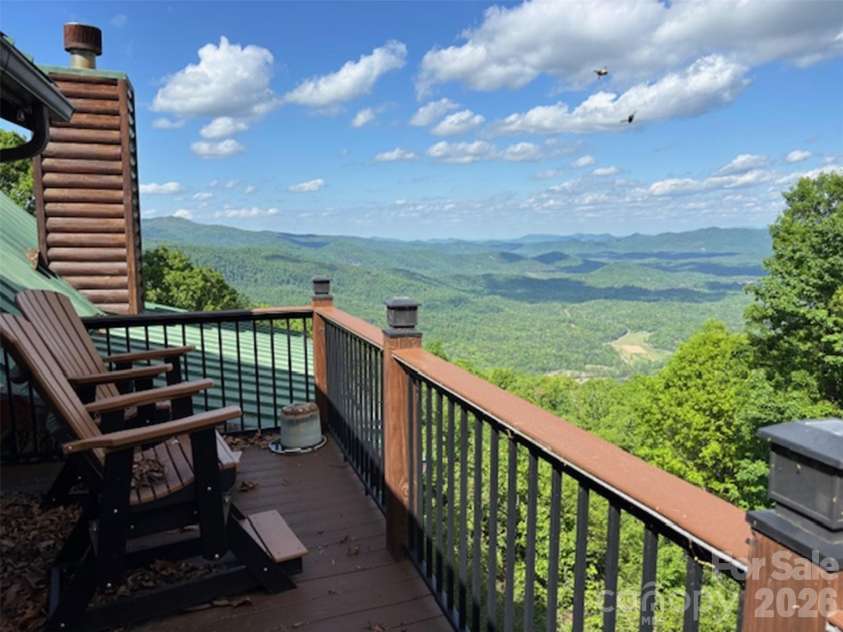 300 Williams Circle, Lake Lure, NC 28746.  MLS# CAR4364114, YatesRealty ID 28345. 
