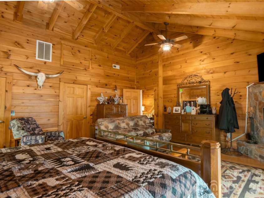 300 Williams Circle, Lake Lure, NC 28746.  MLS# CAR4364114, YatesRealty ID 28345. 