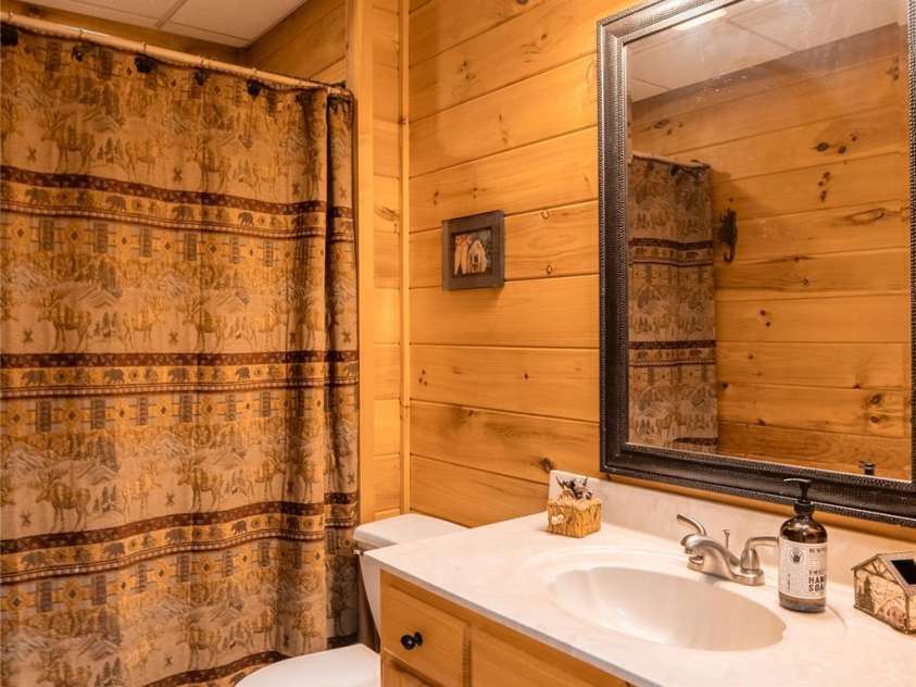 300 Williams Circle, Lake Lure, NC 28746.  MLS# CAR4364114, YatesRealty ID 28345. 