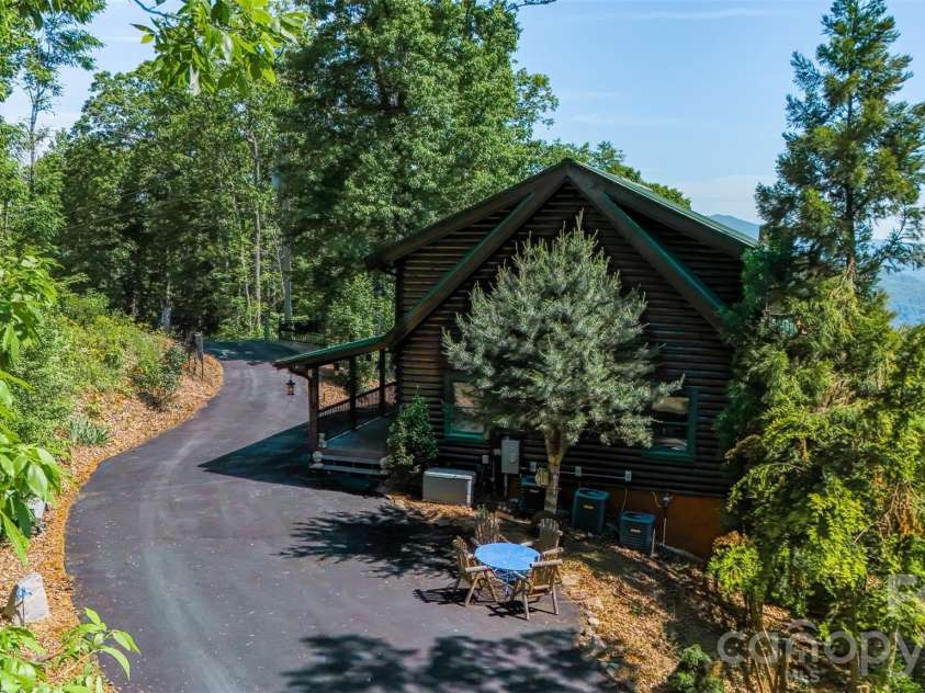 300 Williams Circle, Lake Lure, NC 28746.  MLS# CAR4364114, YatesRealty ID 28345. 