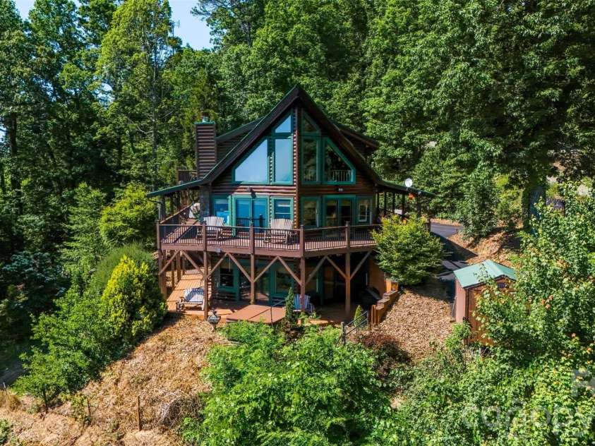 300 Williams Circle, Lake Lure, NC 28746.  MLS# CAR4364114, YatesRealty ID 28345. 