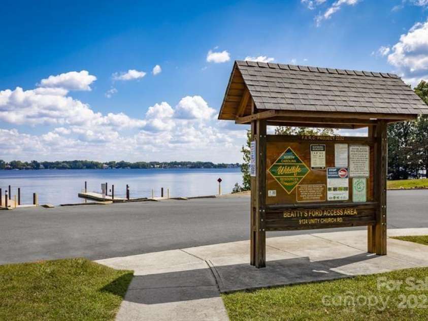 523 Lenswood Court, Denver, NC 28037.  MLS# CAR4254560, YatesRealty ID 28345. Beatty's Ford Park