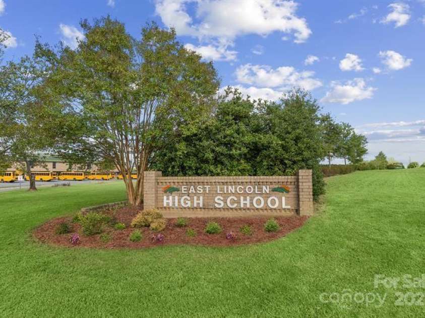 523 Lenswood Court, Denver, NC 28037.  MLS# CAR4254560, YatesRealty ID 28345. East Lincoln High School