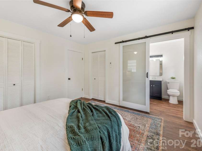 209 View Street, Asheville, NC 28806.  MLS# CAR4388264, YatesRealty ID 28346. 