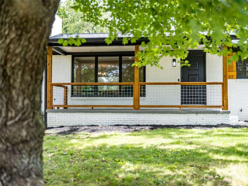 209 View Street, Asheville, NC 28806.  MLS# CAR4388264, YatesRealty ID 28346. 