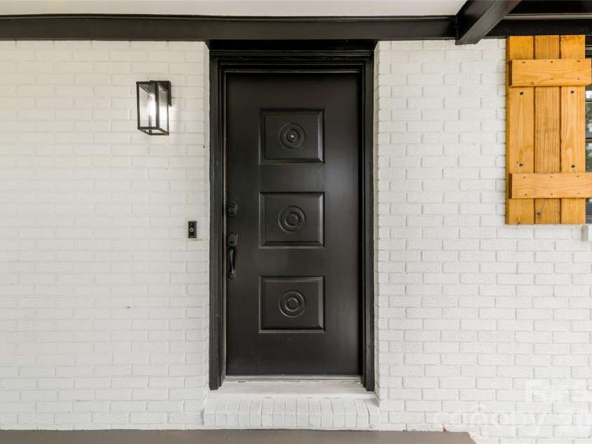 209 View Street, Asheville, NC 28806.  MLS# CAR4388264, YatesRealty ID 28346. 