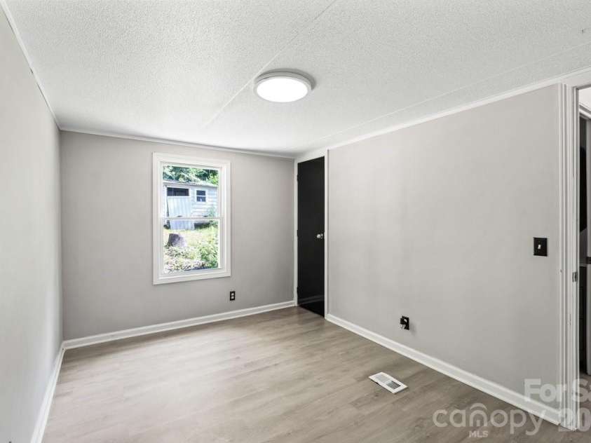 5223 Antler Drive, Iron Station, NC 28080.  MLS# CAR4388741, YatesRealty ID 28347. 