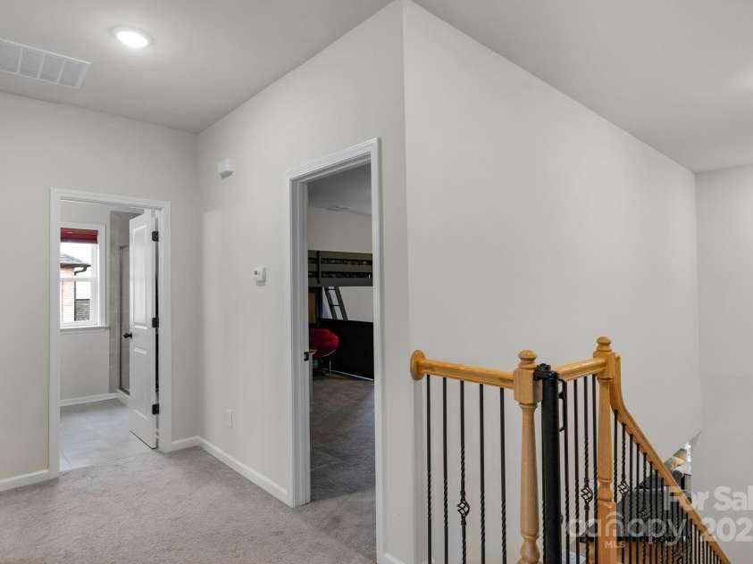 1124 Greenbridge Drive, Matthews, NC 28105.  MLS# CAR4263945, YatesRealty ID 28348. 