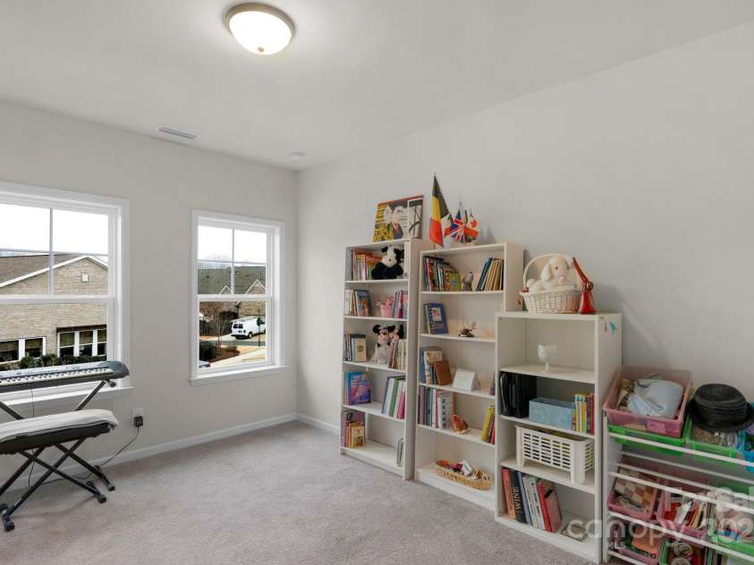 1124 Greenbridge Drive, Matthews, NC 28105.  MLS# CAR4263945, YatesRealty ID 28348. 