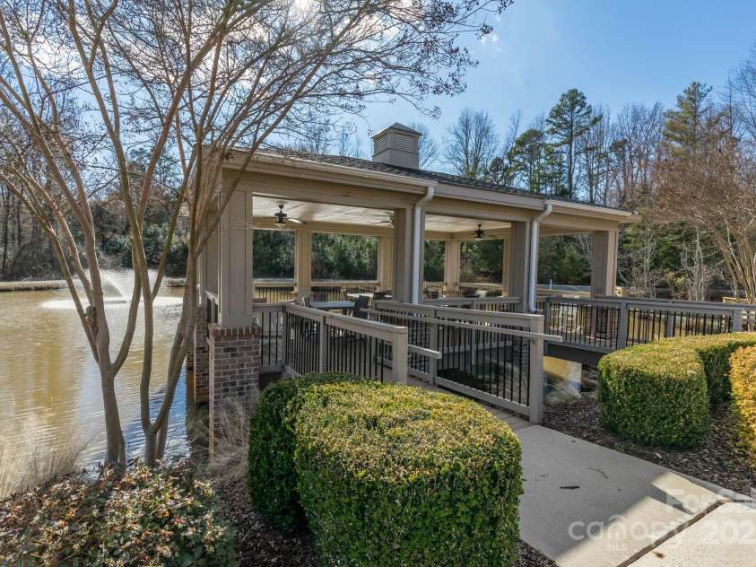 1124 Greenbridge Drive, Matthews, NC 28105.  MLS# CAR4263945, YatesRealty ID 28348. 