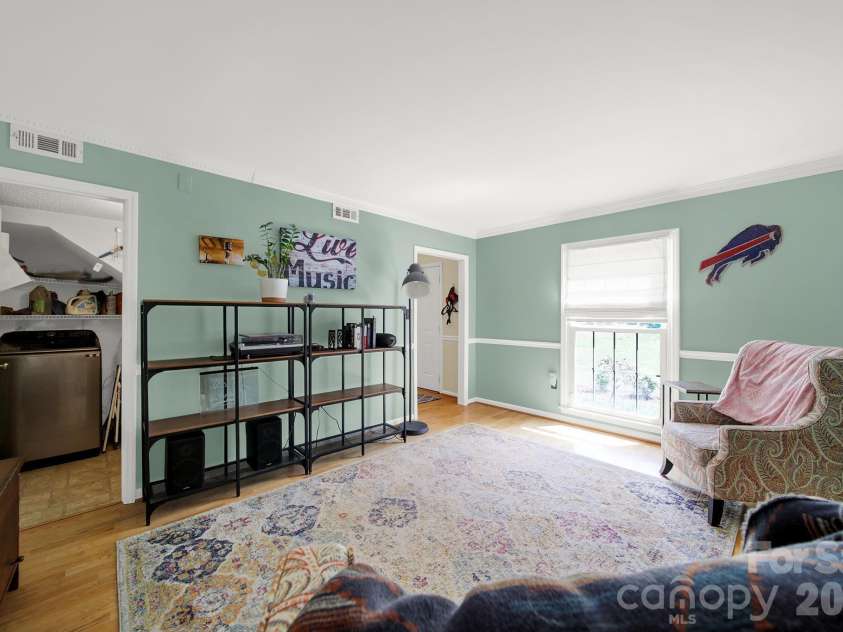 8802 Kirchenbaum Drive, Charlotte, NC 28210.  MLS# CAR4370557, YatesRealty ID 28348. 