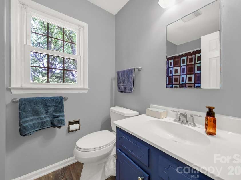 8802 Kirchenbaum Drive, Charlotte, NC 28210.  MLS# CAR4370557, YatesRealty ID 28348. 