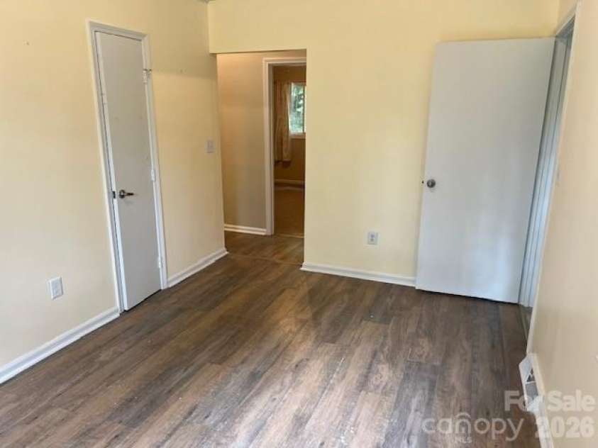 4909 Charmwood Court, Concord, NC 28027.  MLS# CAR4379302, YatesRealty ID 28349. 