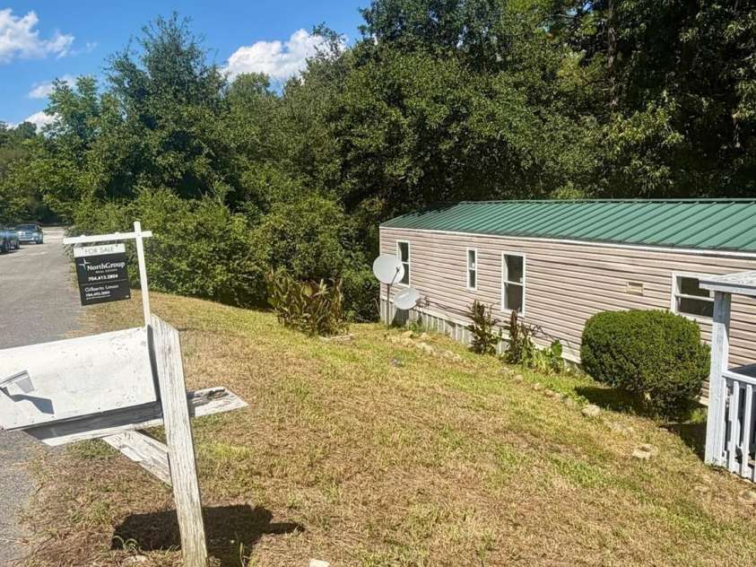 111 Cloverleaf Drive, Clover, SC 29710.  MLS# CAR4417258, YatesRealty ID 2835. 